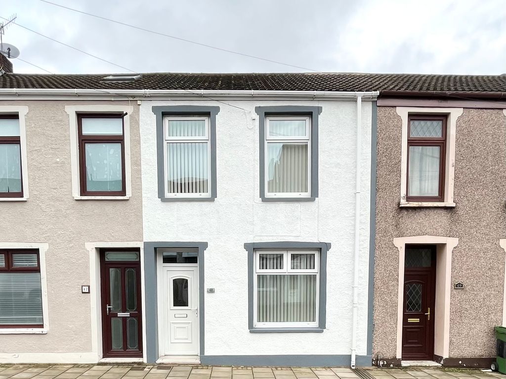 3 bed property for sale in Dean Street, Aberdare, Mid CF44