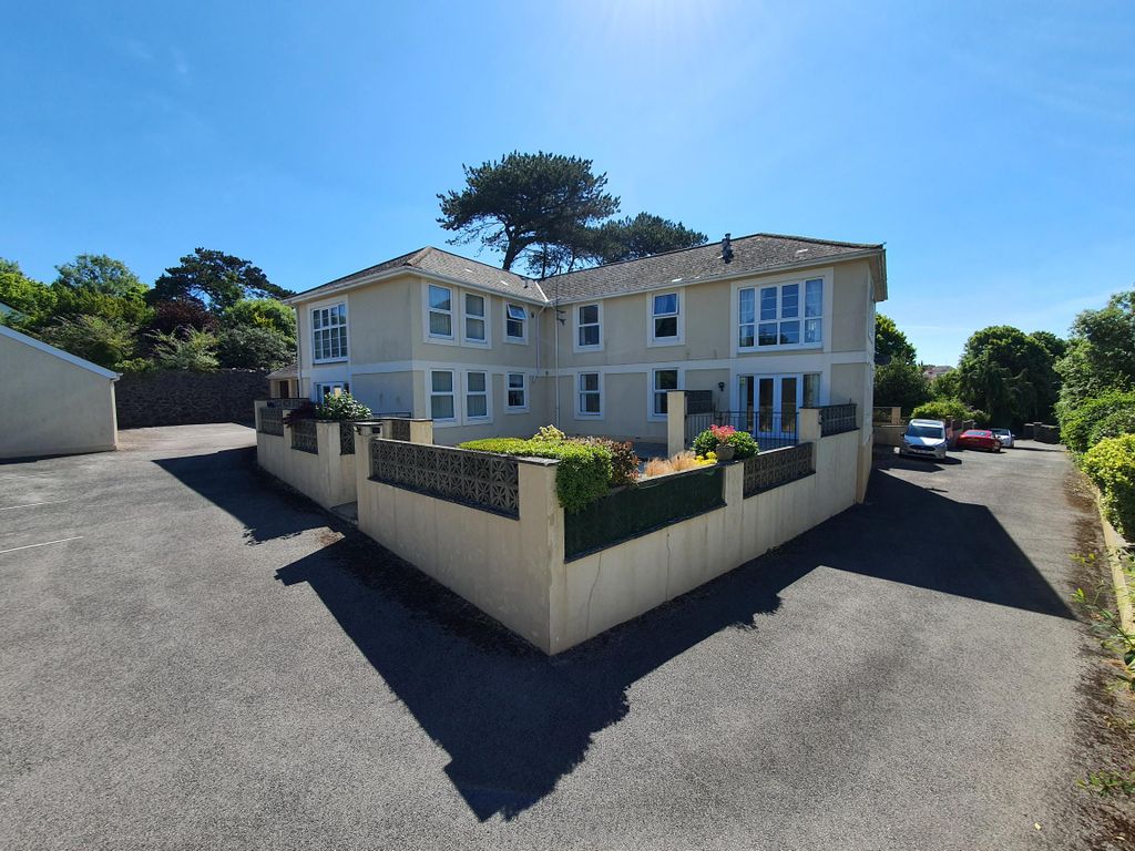 2 bed flat for sale in Petitor Road, Torquay TQ1 Zoopla
