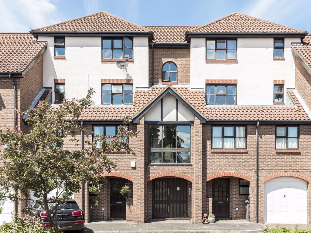 Beaumont Place, Isleworth TW7  