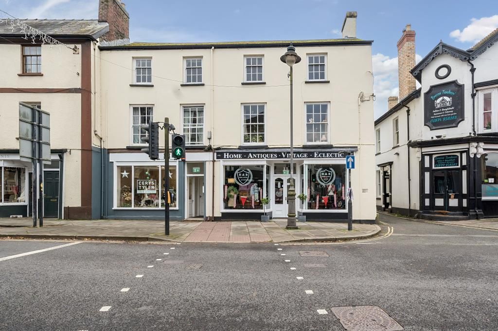 1 bed flat for sale in Brecon, Ship Street Brecon LD3, £95,000 Zoopla