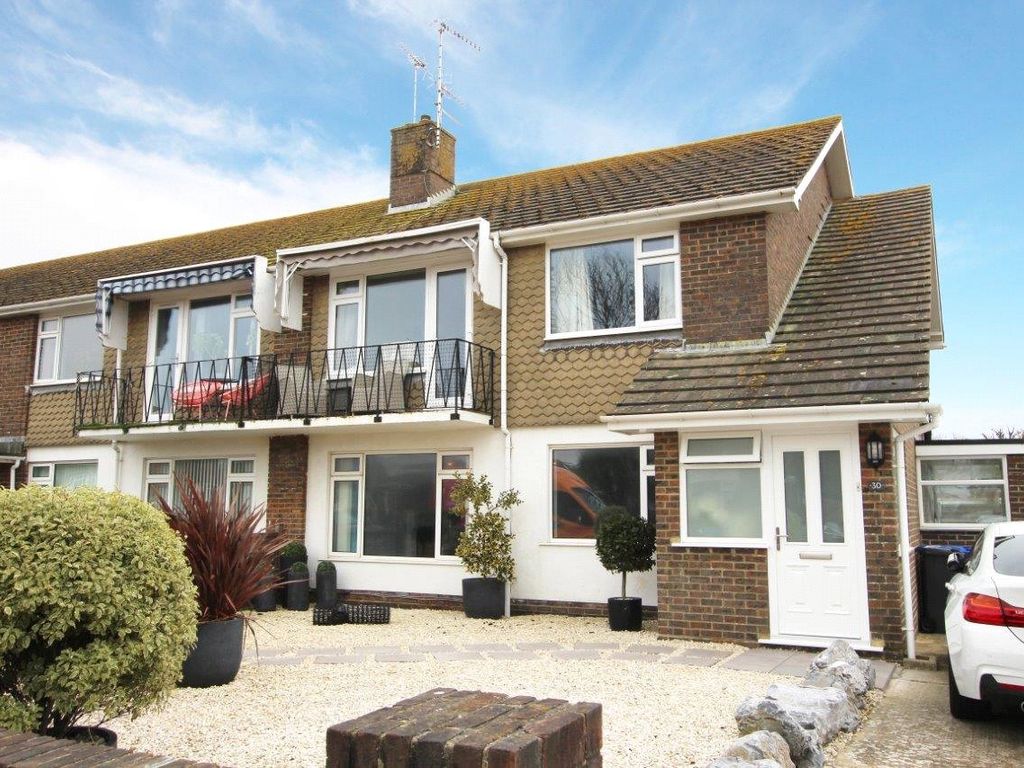 2 bed flat to rent in Alinora Avenue, GoringBySea, Worthing, West