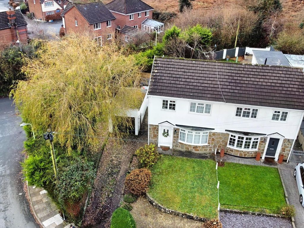 3 bed semidetached house for sale in Eleanor Close, Pencoed, Bridgend