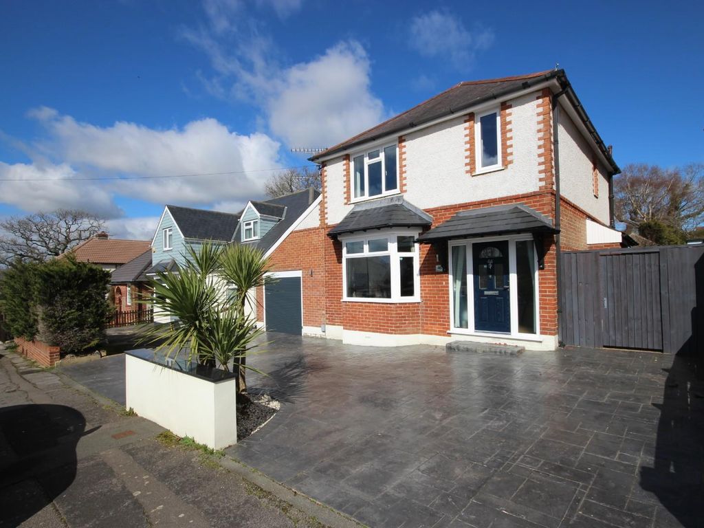4 bed detached house for sale in Rowlands Avenue, Waterlooville PO7