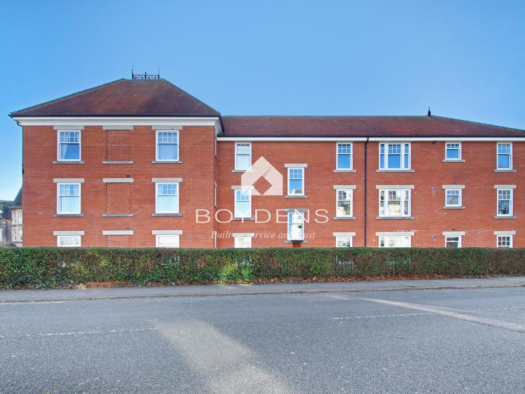 2 bed flat to rent in Thoroughgood Road, ClactonOnSea CO15 Zoopla