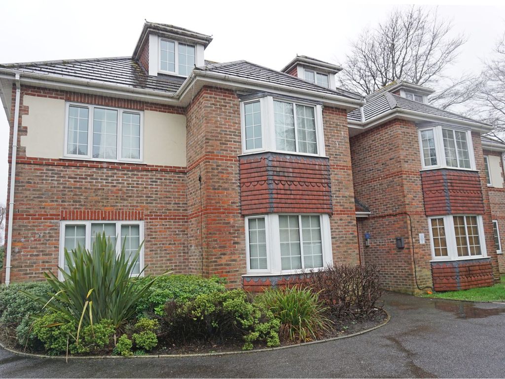 3 bed flat for sale in 55 Talbot Avenue, Bournemouth BH3 Zoopla