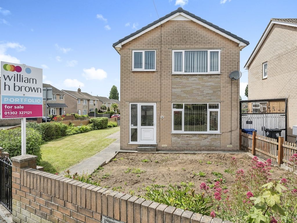 3 bed detached house for sale in Hillside Drive, Edlington, Doncaster DN12, £170,000 Zoopla