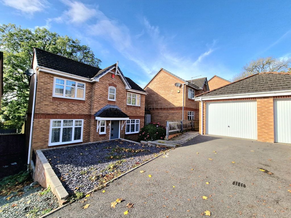 3 bed detached house for sale in Underwood Place, Brackla, Bridgend