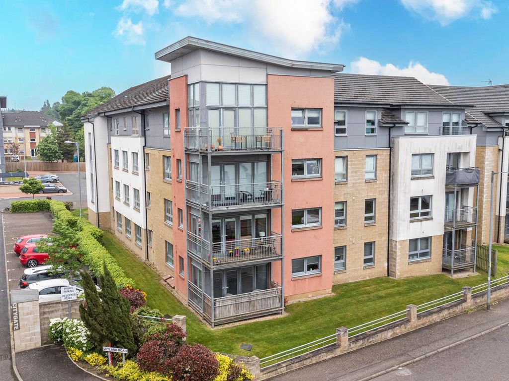 2 bed flat for sale in Leyland Road, Motherwell ML1, £165,000 Zoopla