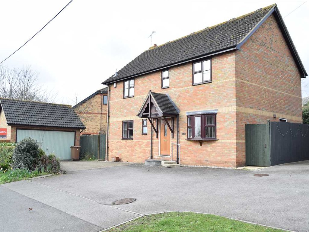 4 bed detached house for sale in Chelmer Road, Springfield, Chelmsford