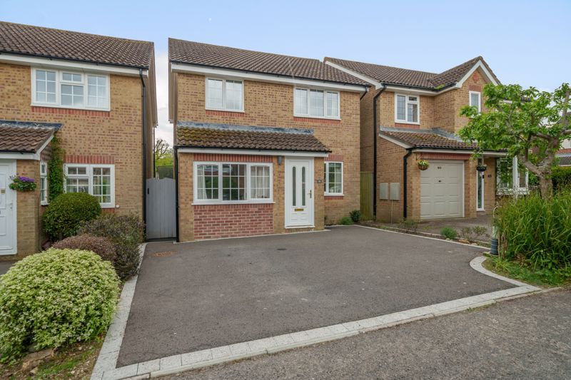 3 bed detached house for sale in Oakwood, Broadmayne DT2, £350,000 Zoopla