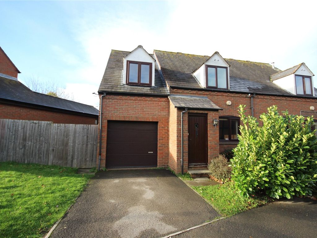 3 bed detached house for sale in Sweetbriar Close, Cleeve