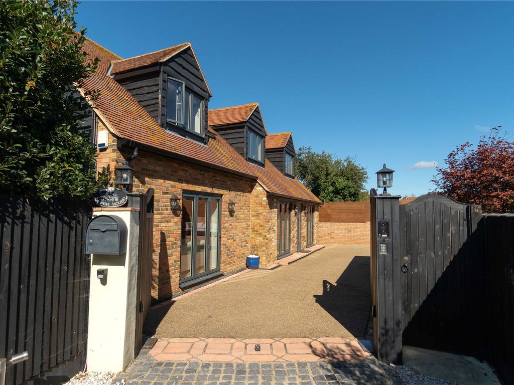 4 bed detached house for sale in Cecil Park, Herne Bay, Kent CT6 Zoopla