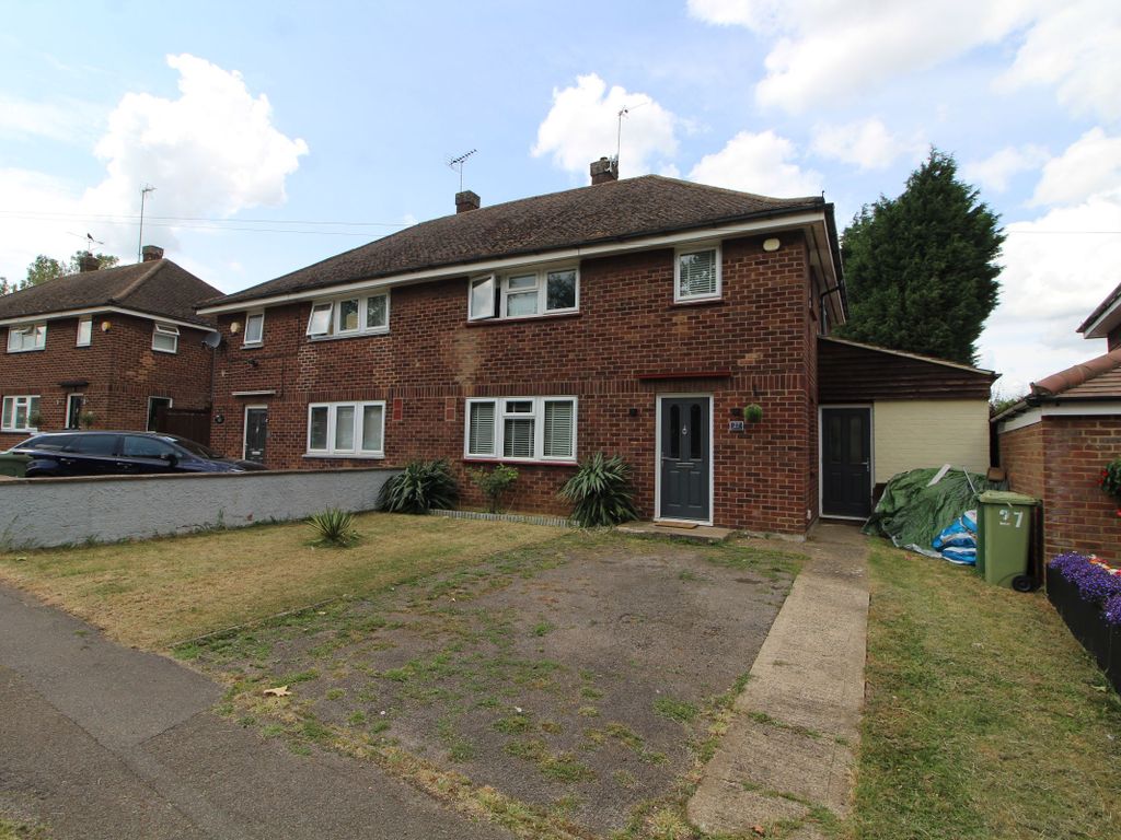 3 bed semidetached house for sale in Whiteley Crescent, Bletchley