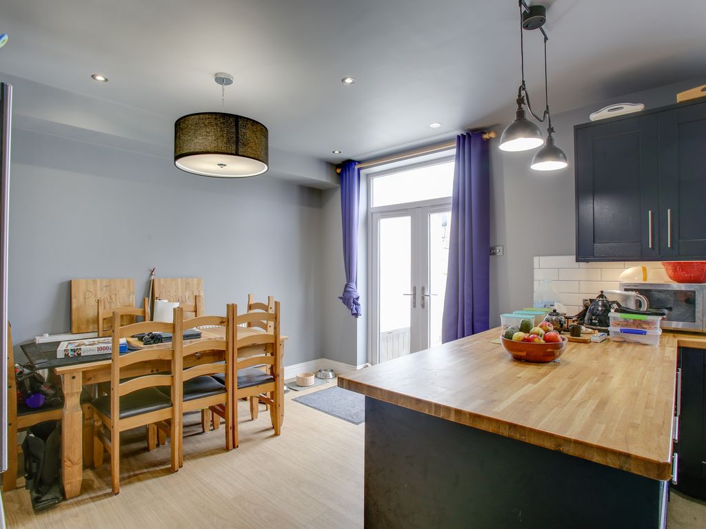 Wilfrid Gardens, Acton W3  