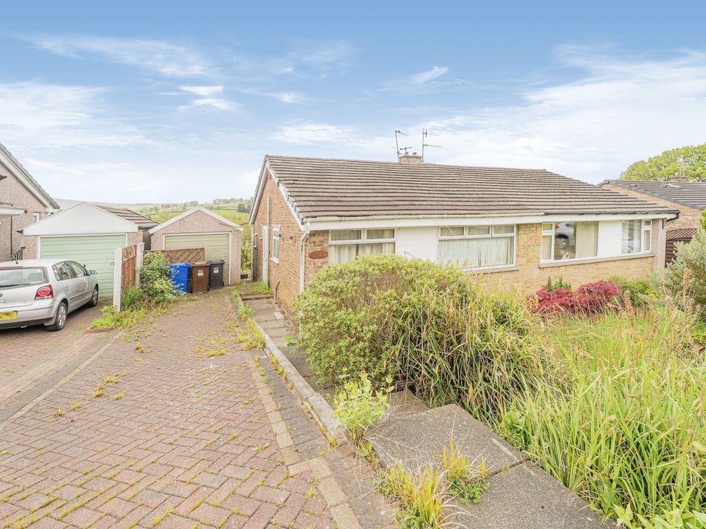 2 bed bungalow for sale in Standroyd Drive, Colne, Lancashire BB8 Zoopla