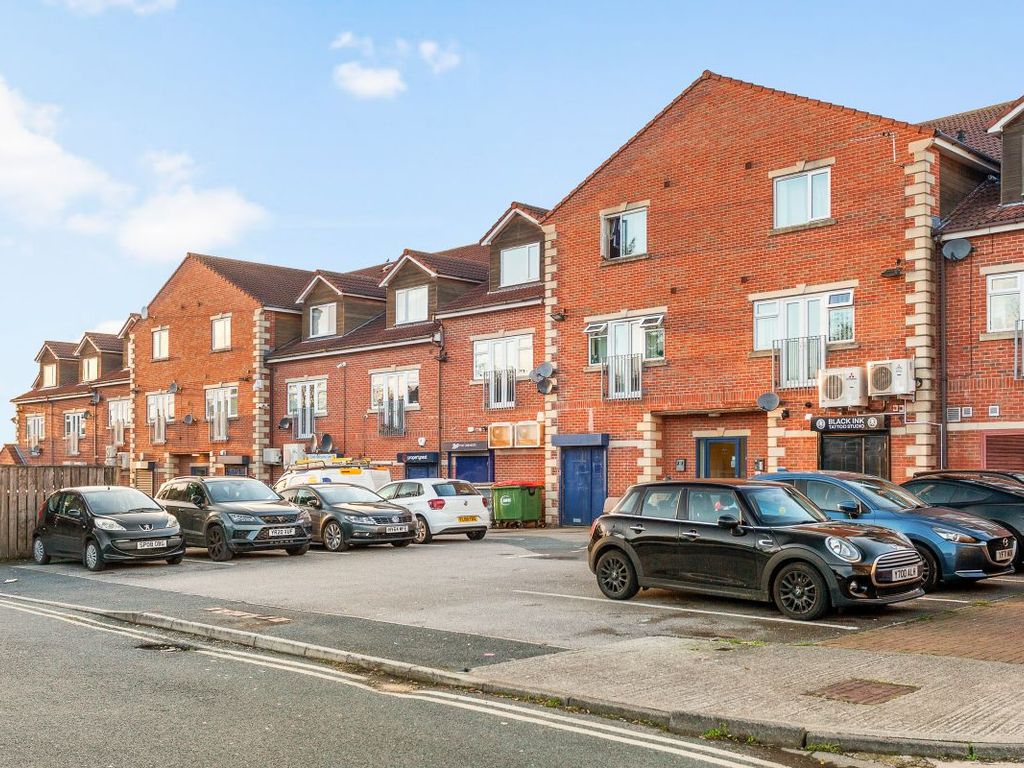 Hunters Court, Hunters Way, Leeds LS15  