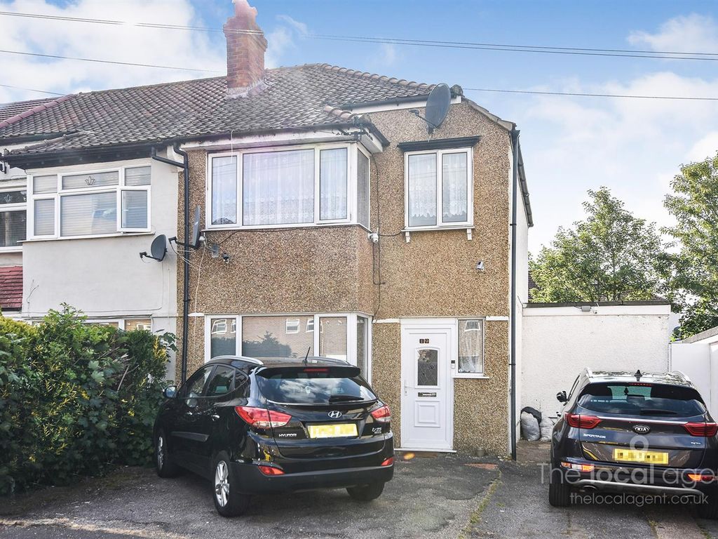 3 bed semidetached house for sale in Spencer Road, Mitcham CR4 Zoopla