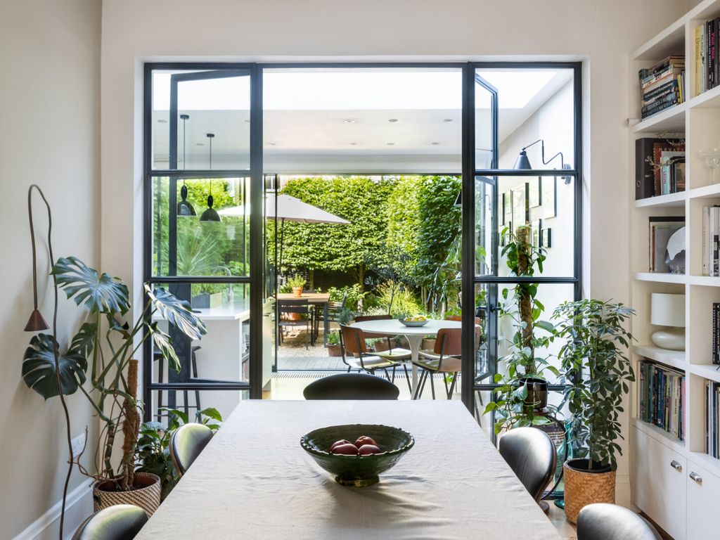 4 bed terraced house for sale in Road, London SW19 Zoopla