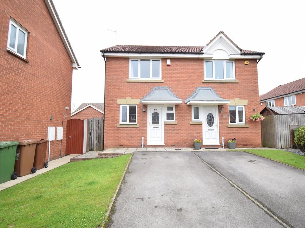 2 bed semidetached house to rent in Holly Approach, Ossett WF5, £875