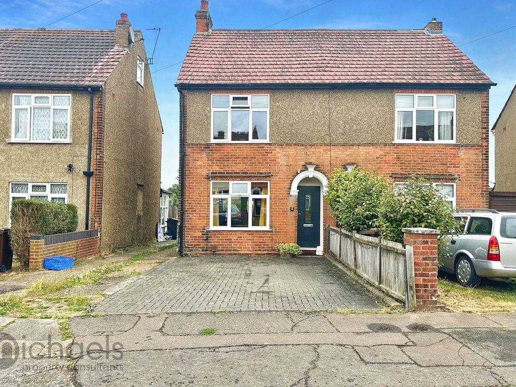 2 bed semidetached house for sale in Canwick Grove, Colchester