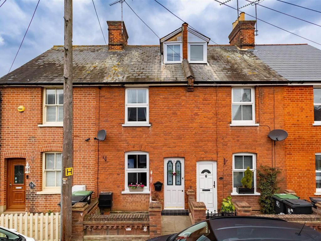 2 bed terraced house for sale in Cloverly Road, Ongar CM5 Zoopla