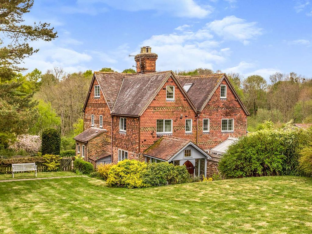 4 bed semidetached house for sale in Spring Cottages, Goudhurst Road