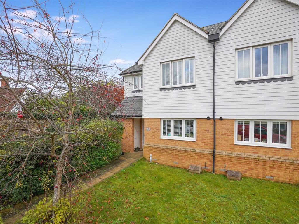 3 bed semidetached house for sale in Leonard Gould Way, Maidstone ME15