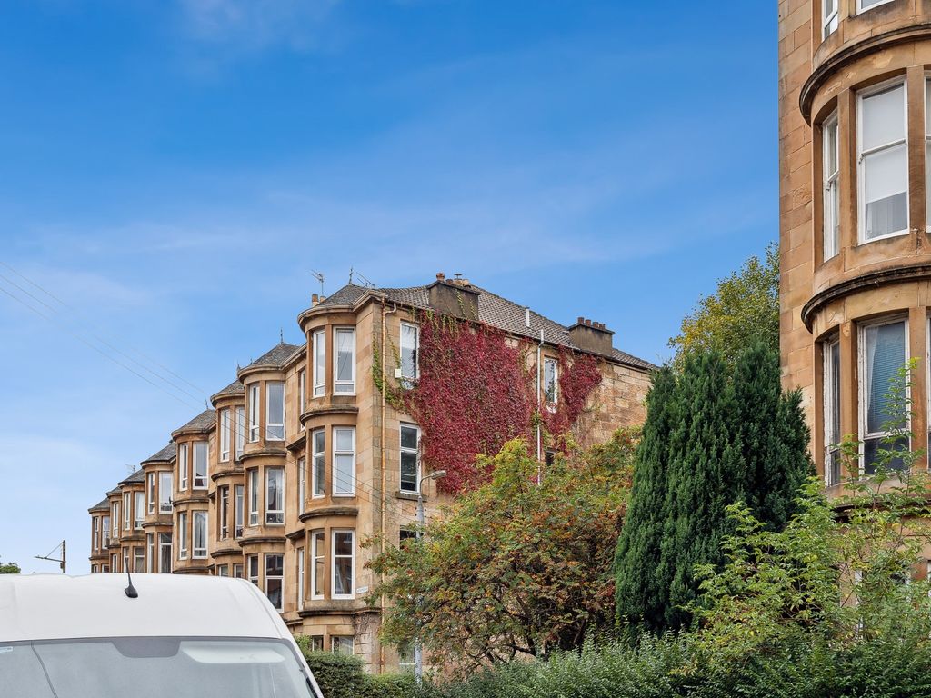 1 bed flat to rent in Battlefield Avenue, Glasgow, Glasgow G42, £850