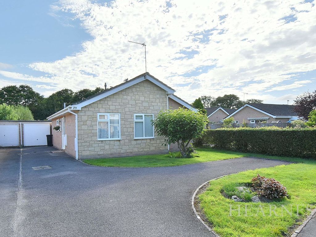 2 bed detached bungalow for sale in Woolslope Road, West Moors