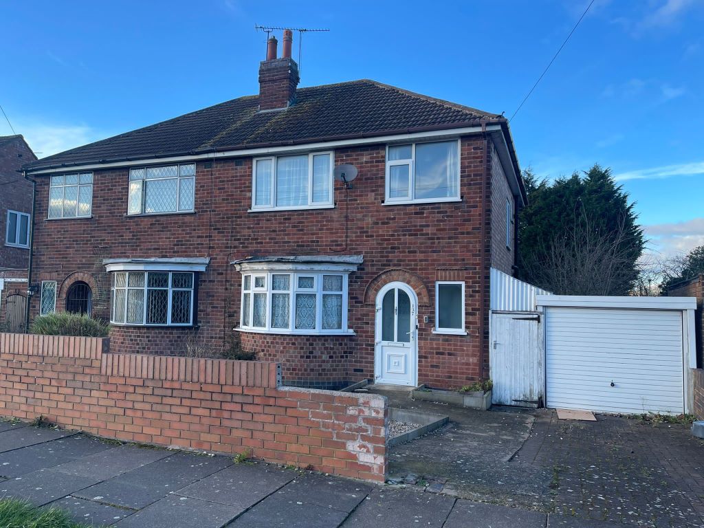 3 bed semidetached house for sale in Heacham Drive, Leicester LE4, £