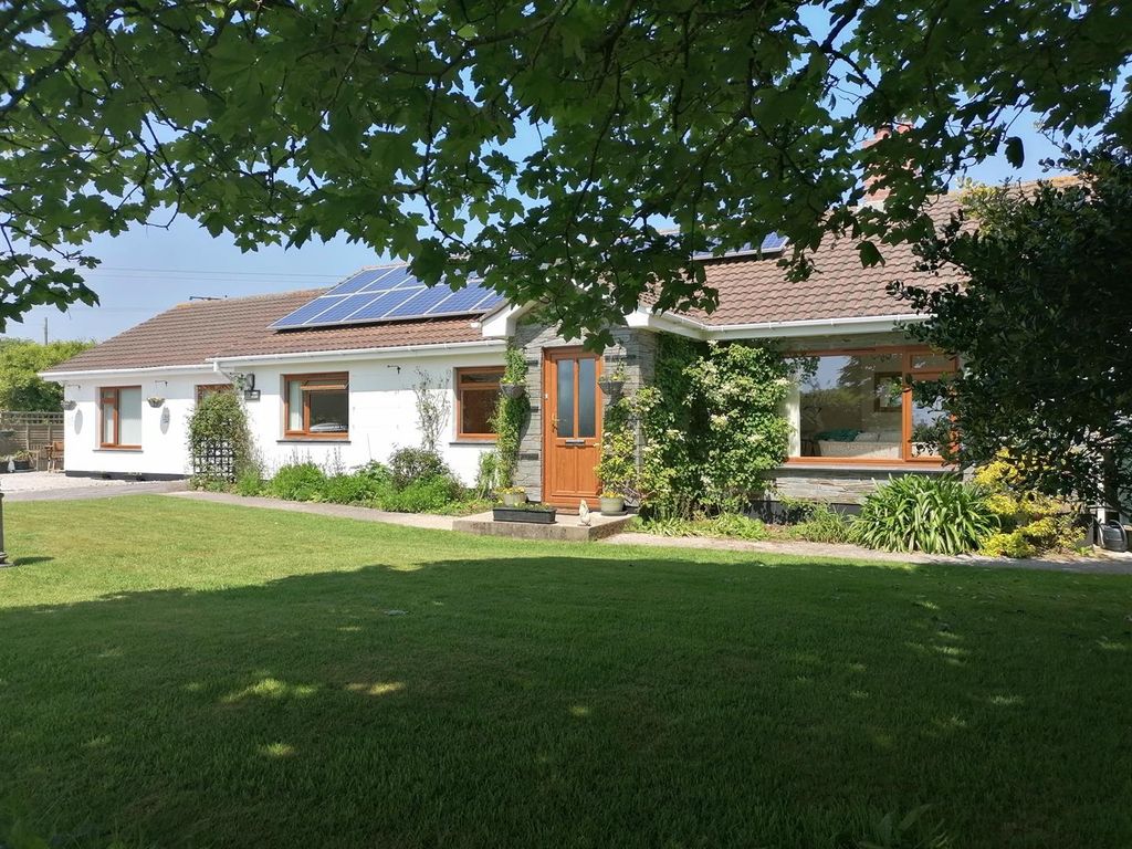4 bed bungalow for sale in Trevenen Bal, Helston TR13, £580,000 Zoopla