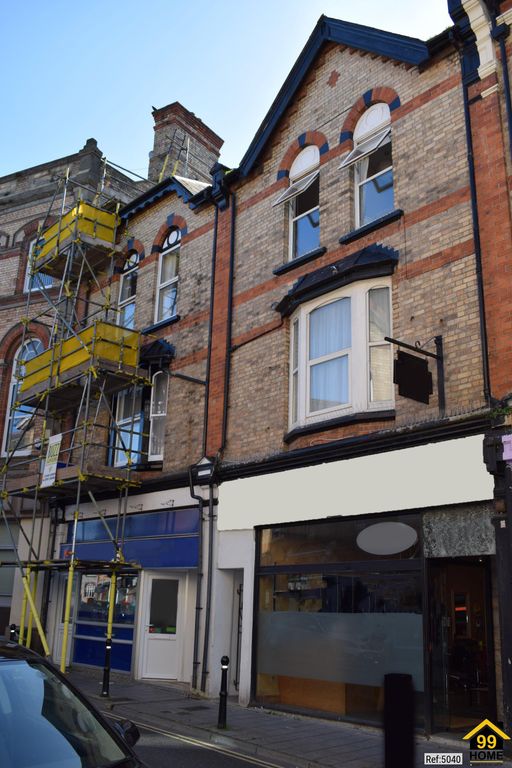 1 bed flat to rent in Union Street, Newton Abbot, Devon TQ12, £795 pcm