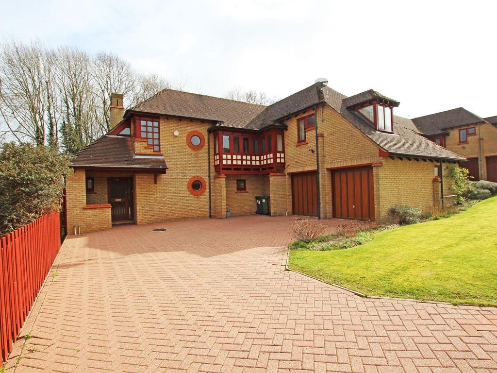 4 bed detached house for sale in Sunningdale, Orton Waterville