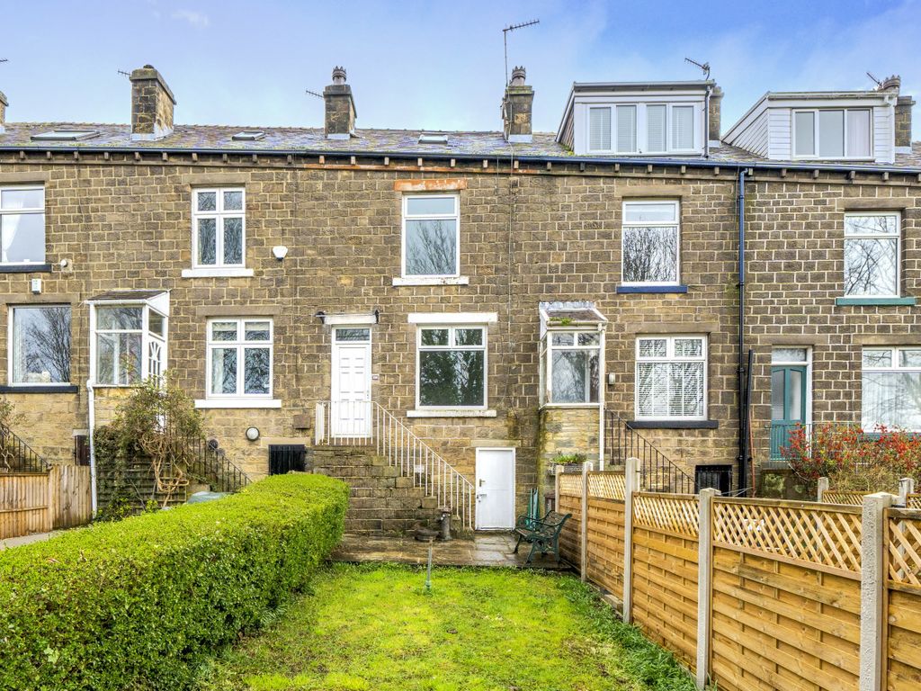 3 bed terraced house for sale in Crownest Road, Bingley, West Yorkshire