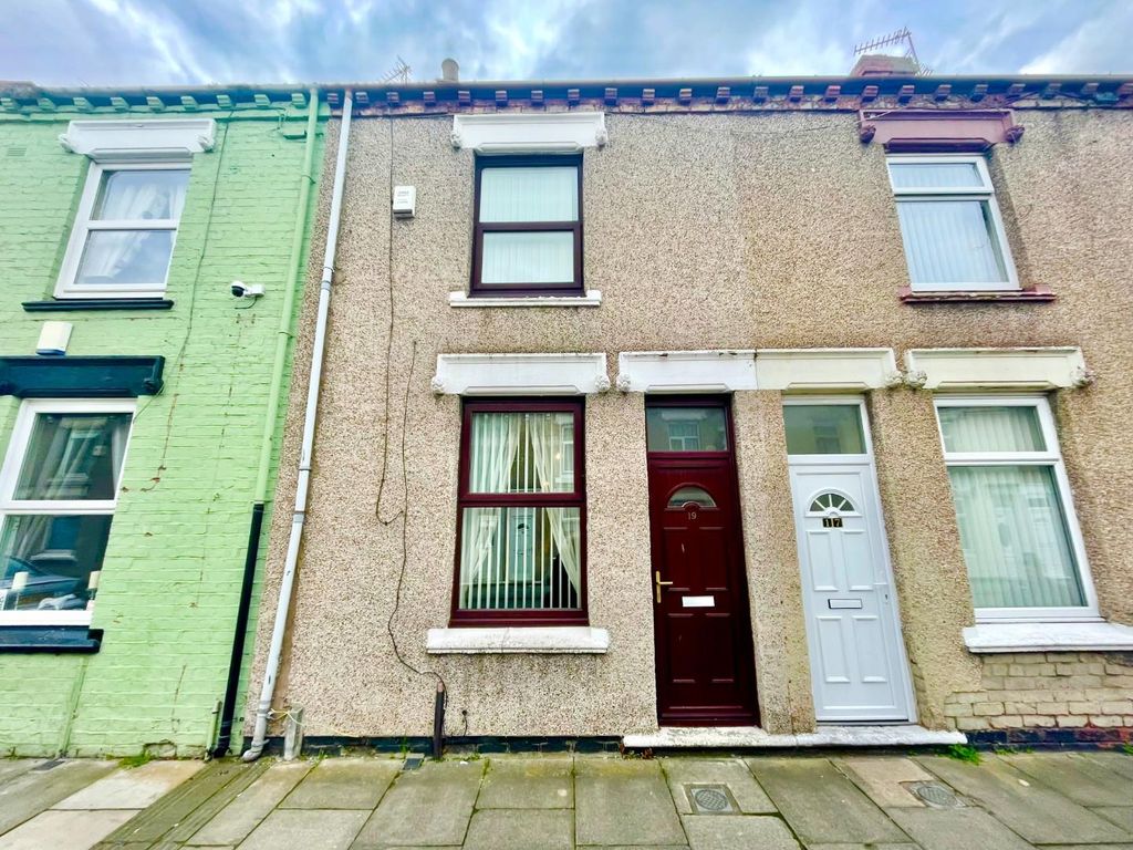 2 bed terraced house for sale in Coltman Street, North Ormesby