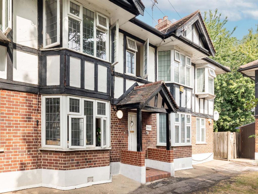 2 bed flat for sale in Tudor Court, London E17, £375,000 Zoopla
