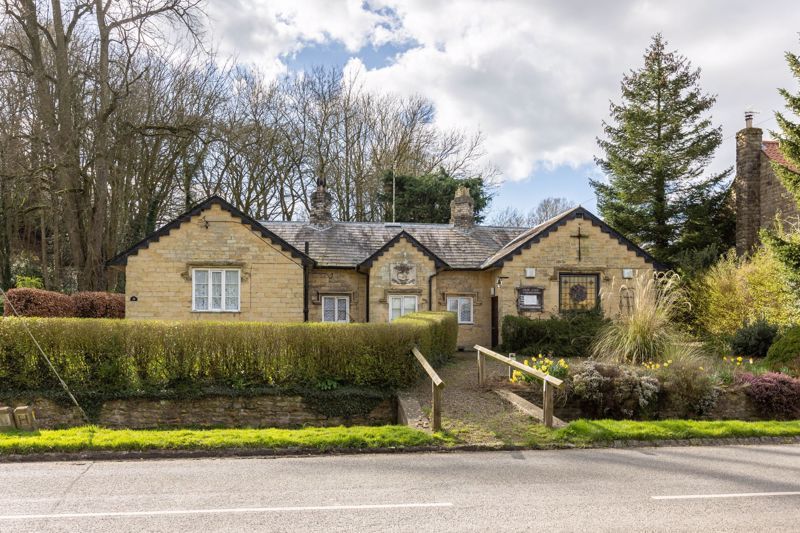 4 bed detached house for sale in Main Street, Gilling East, York YO62