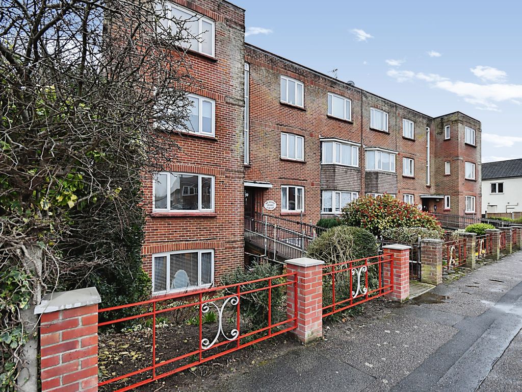 1 bed flat for sale in 1011 Wimborne Road, Bournemouth BH9 Zoopla