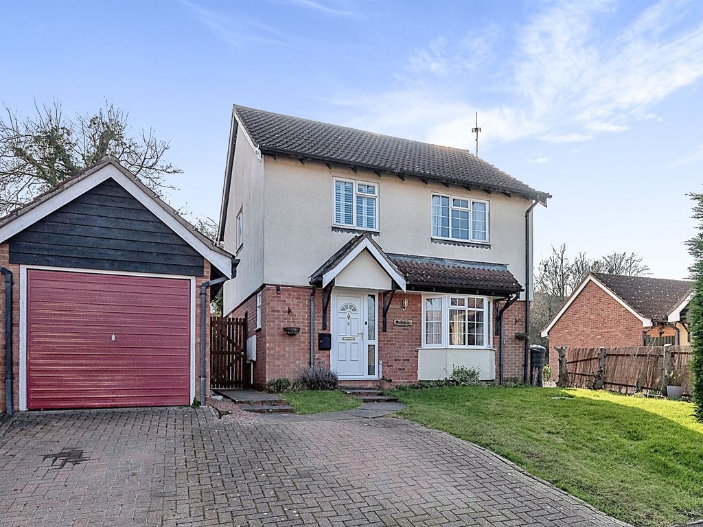 4 bed detached house for sale in Weavers Close, Stowmarket IP14 Zoopla