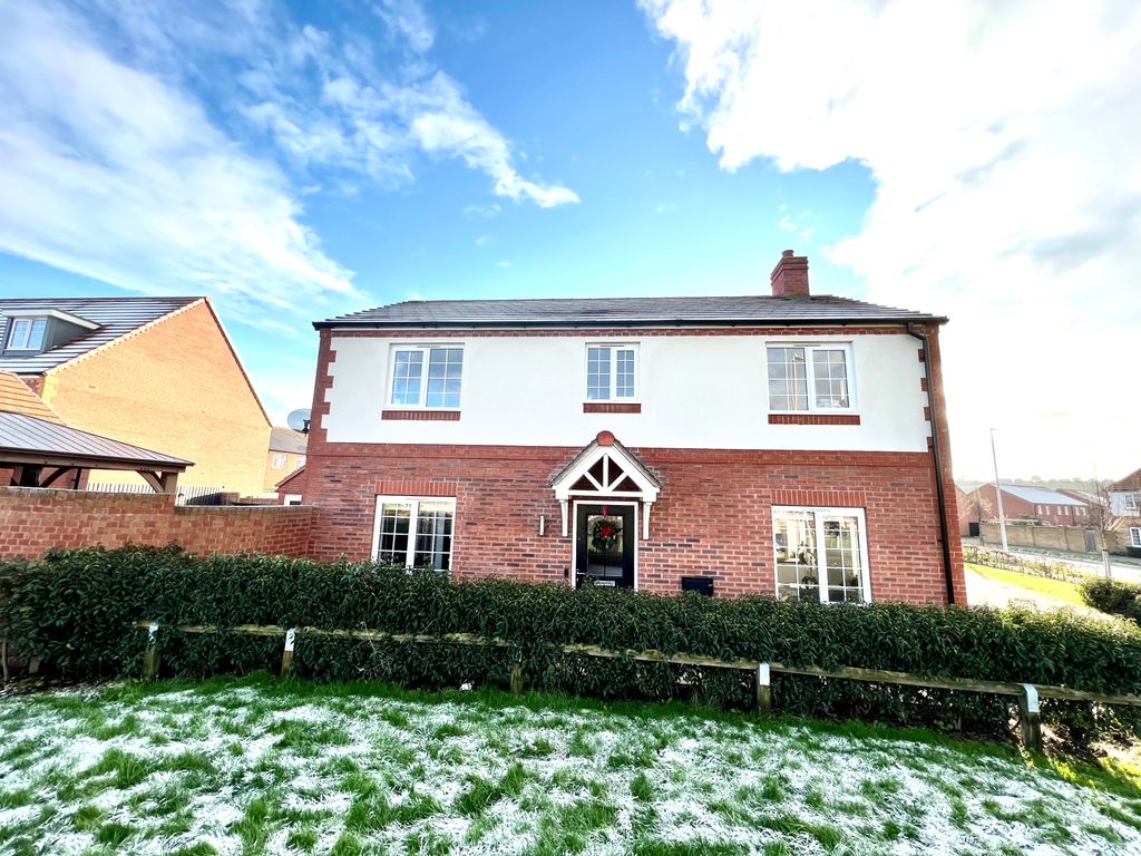 4 bed detached house for sale in Byford Drive, Polesworth, Tamworth B78