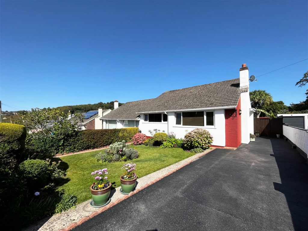 2 bed semidetached bungalow for sale in Langlands Close, Paignton TQ4