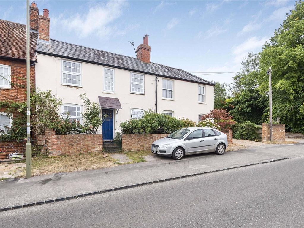 2 bed terraced house for sale in High Street, Chinnor, Oxfordshire OX39