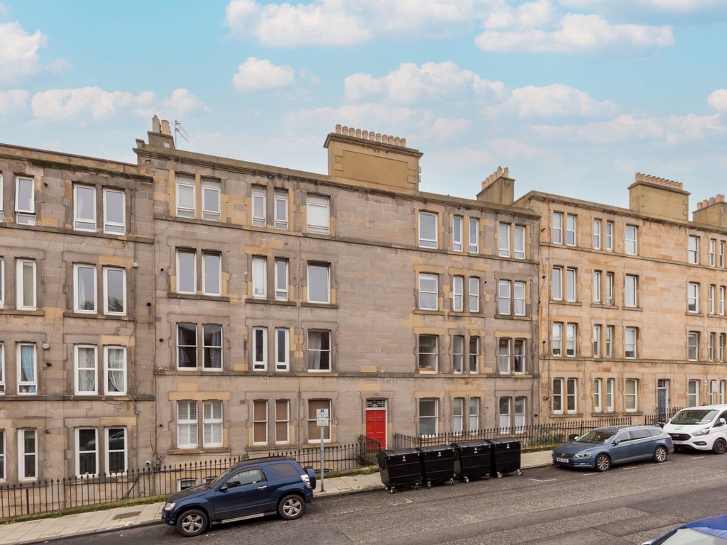 1 bed flat for sale in 143/2 Broughton Road, Edinburgh EH7, £169,000