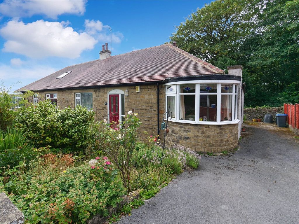 2 bed bungalow for sale in Welwyn Drive, Baildon, Shipley, West