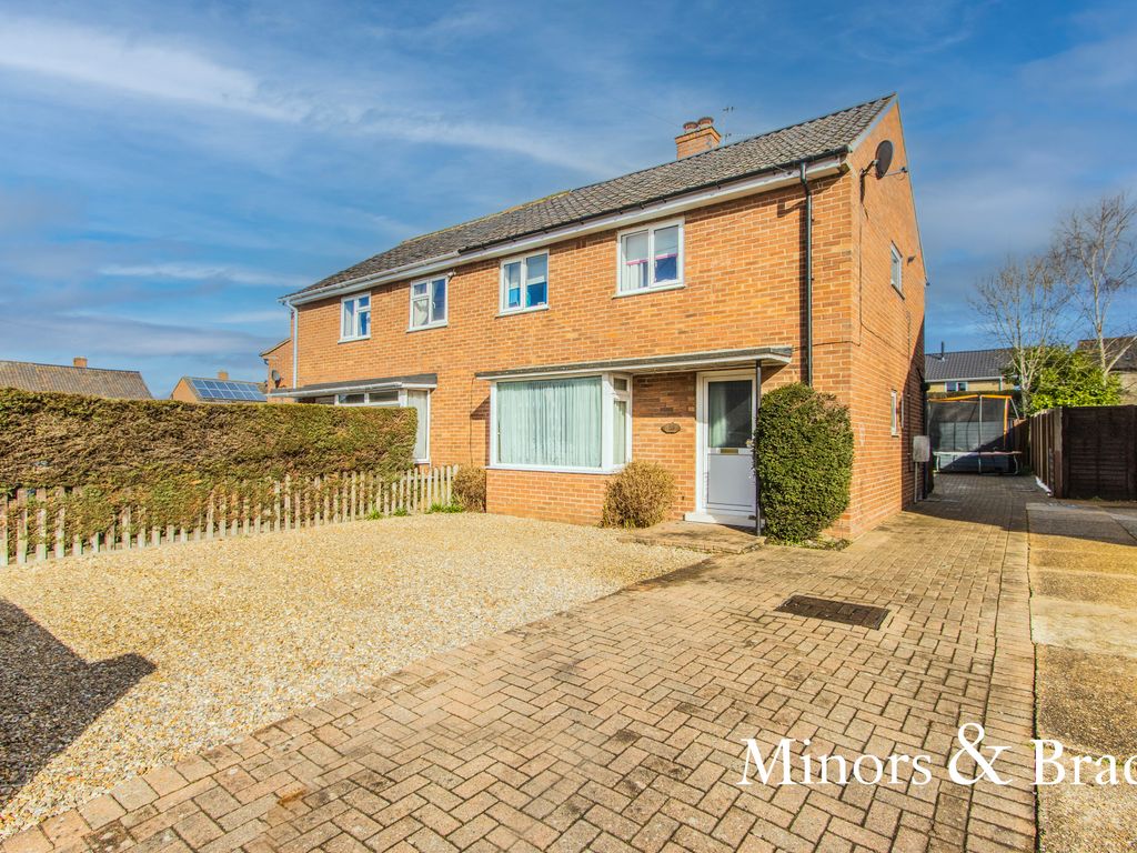 3 bed semidetached house for sale in Road, Dereham NR19 Zoopla