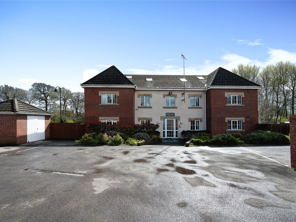 1 bed flat for sale in Ladybridge Road, Waterlooville, Hampshire PO7