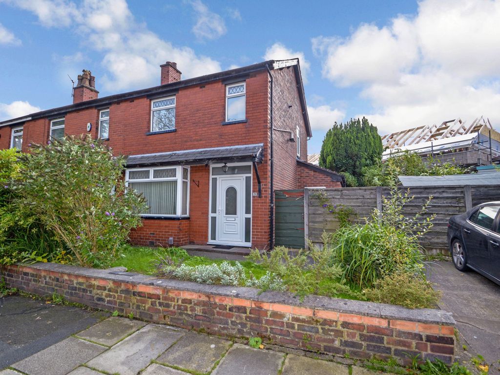 3 bed terraced house to rent in Nipper Lane, Whitefield M45, £995 pcm