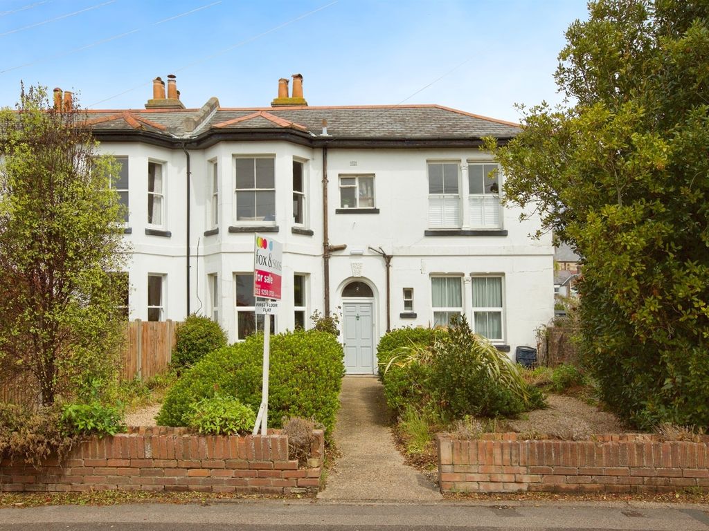 2 bed flat for sale in Village Road, Alverstoke, Gosport PO12, £225,000