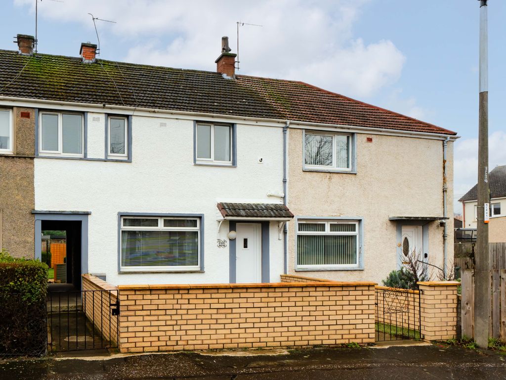 3 bed terraced house for sale in 32 Niddrie Marischal Crescent