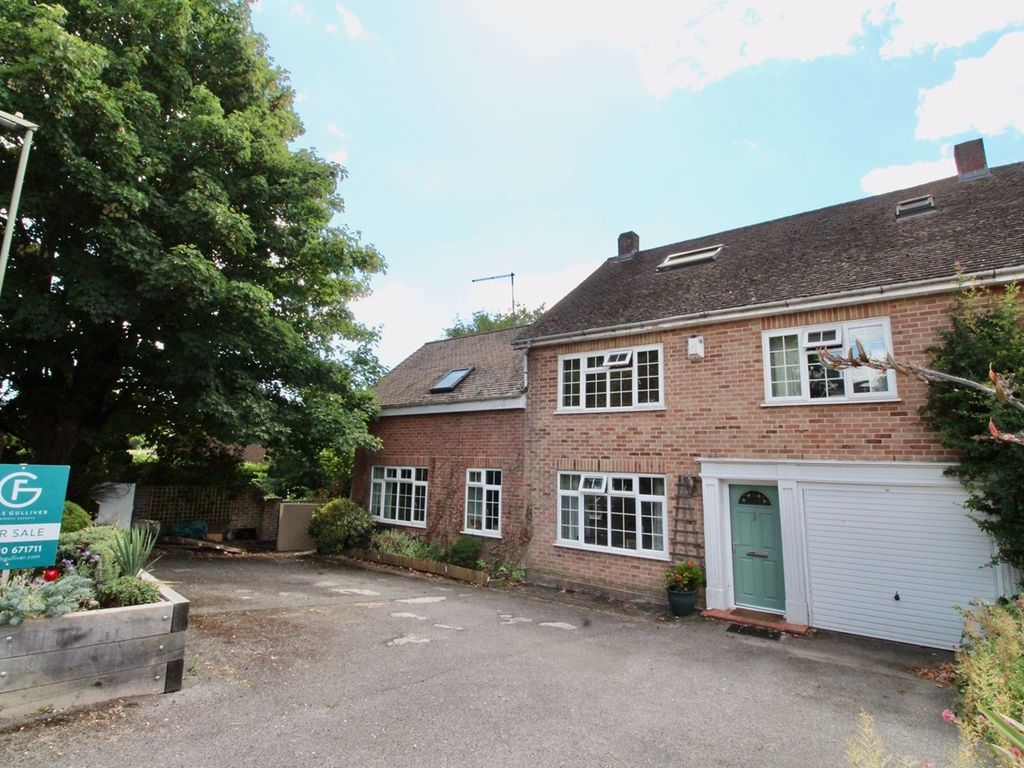 6 bed end terrace house for sale in St Annes Gardens, Lymington SO41